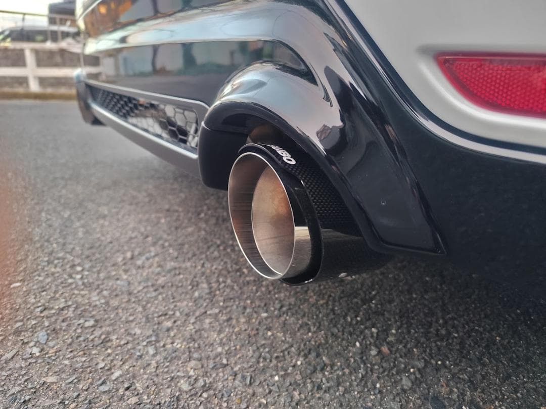 FUJITSUBO　A R GRヤリス 2024マイナー後 （カーボンテール）