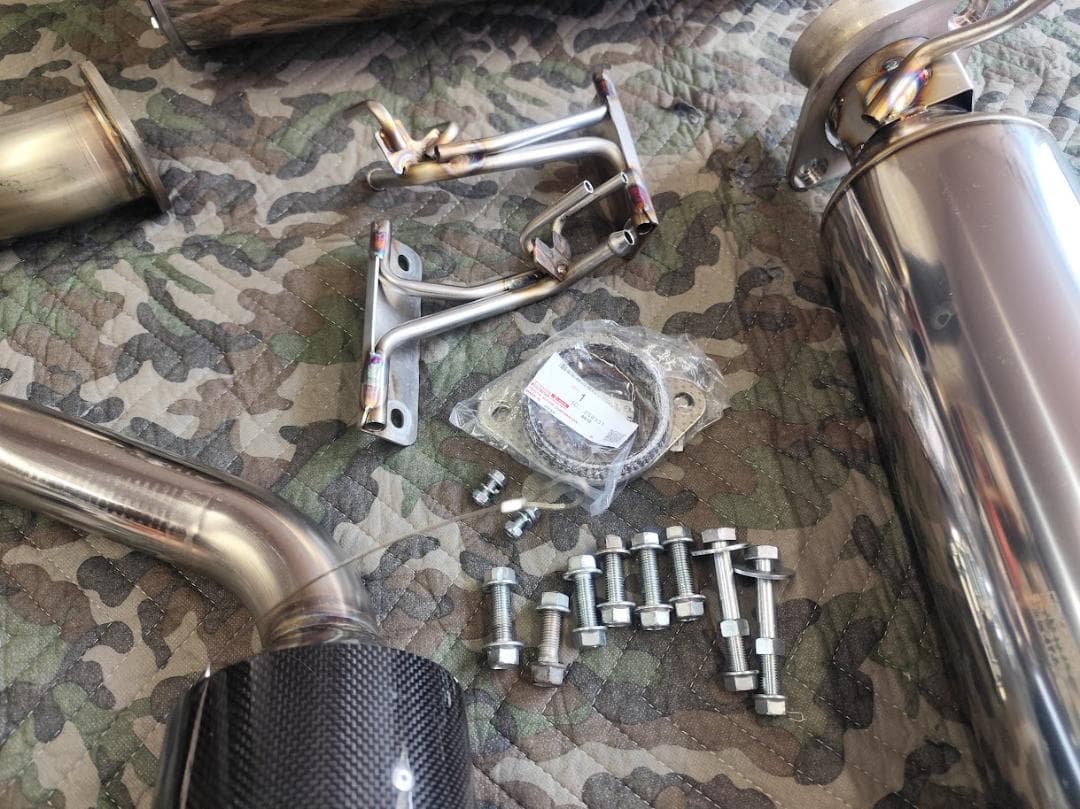 FUJITSUBO　A R GRヤリス 2024マイナー後 （カーボンテール）