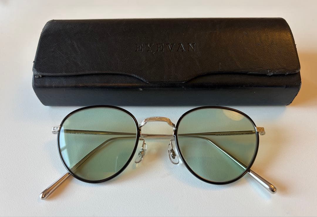 EYEVAN Jonathan サングラス シルバー / ブラック ユニセックス