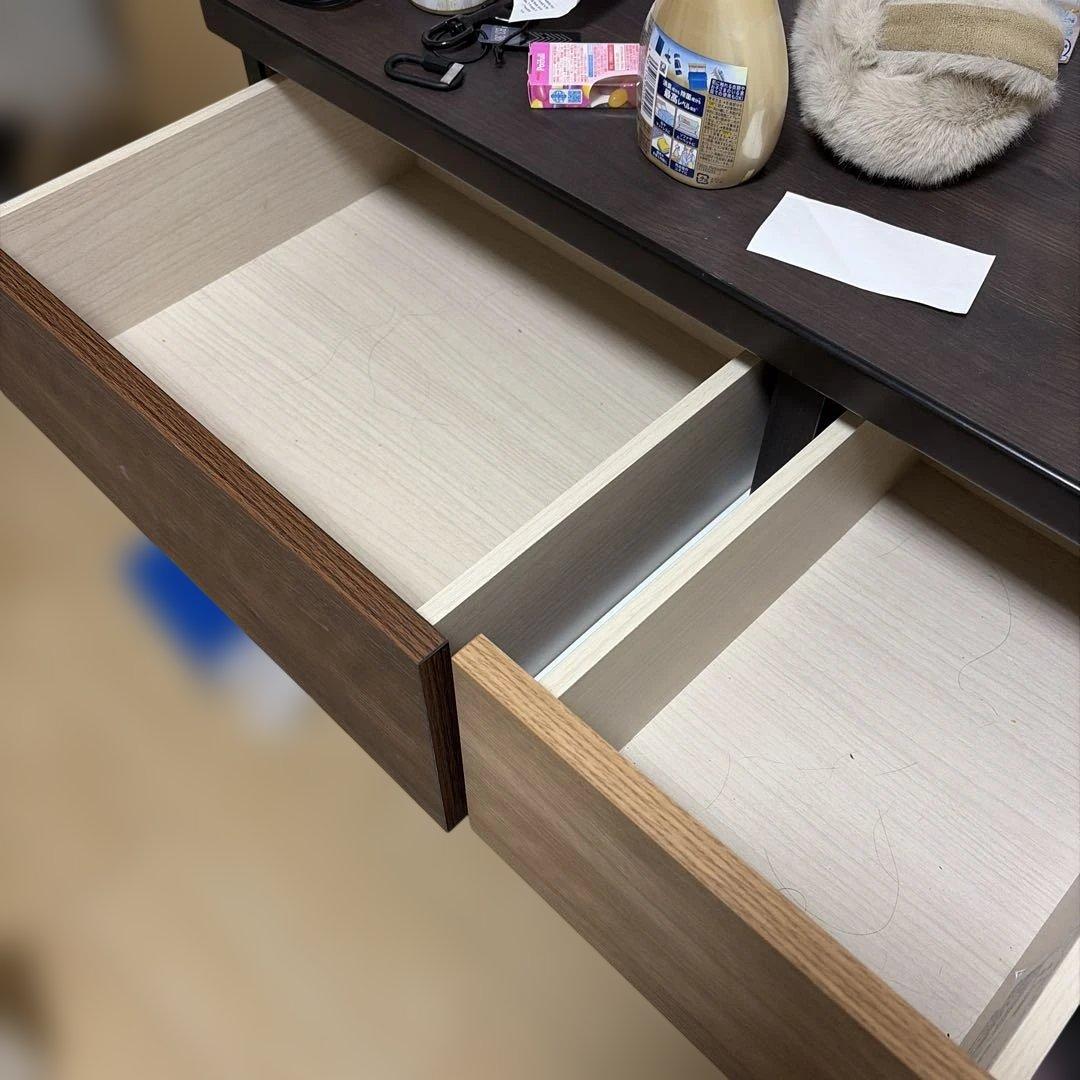 ニトリチェスト