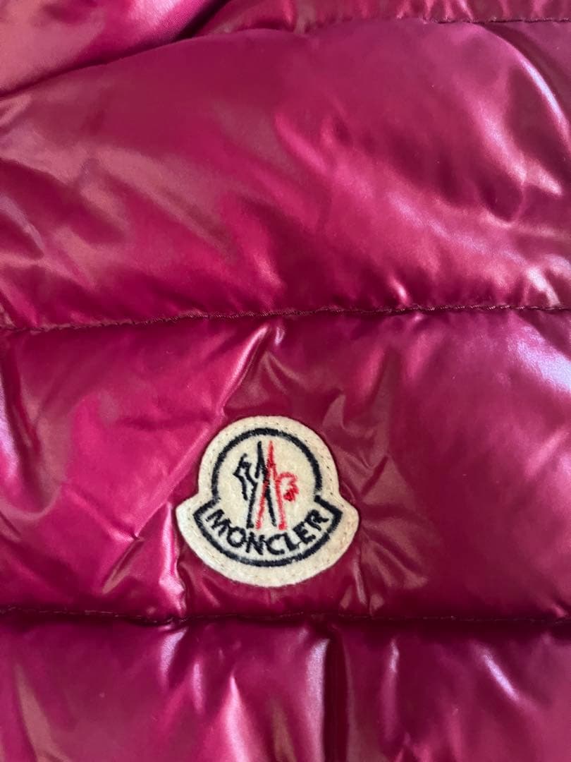 MONCLER ワインレッド ピンク　ダウンベスト