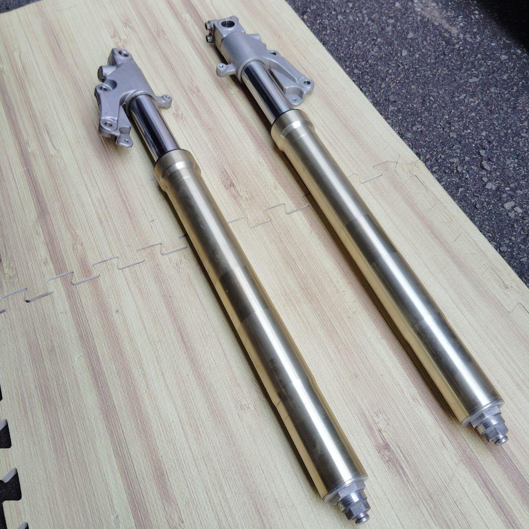 【絶版】SUZUKI RGV250Γ　倒立フロントフォーク VJ22A