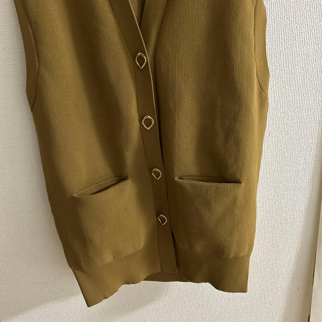 アダムエロペ　ミドルニットジレ