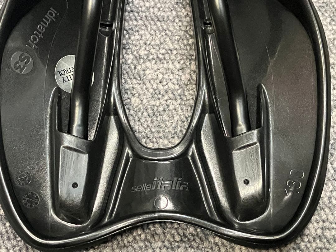 Selle ITALIA SLR BOOST TM スーパーフロー S