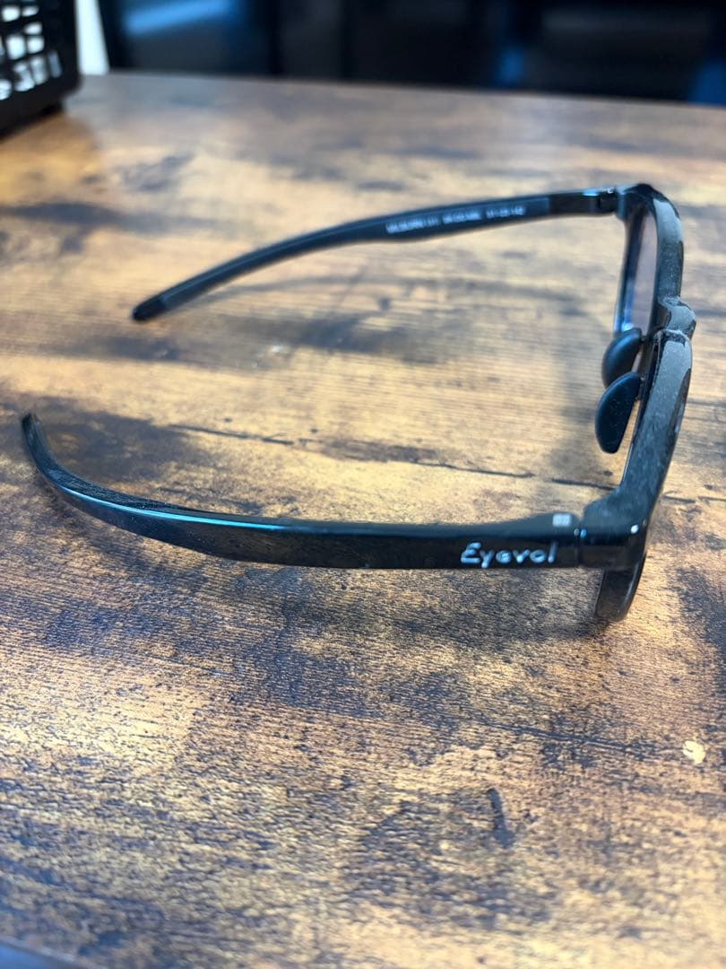 Eyevol サングラス MILBURN (51) BLK