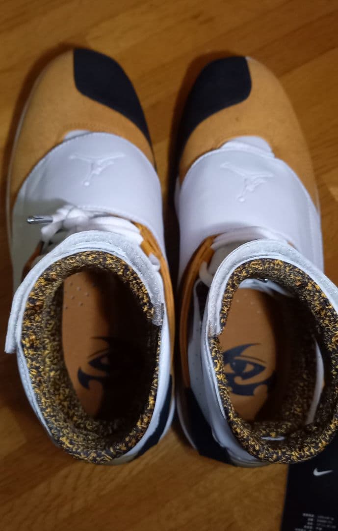 値下げ　未使用AirJordan xx(20)20周年モデル白/黄金/黒