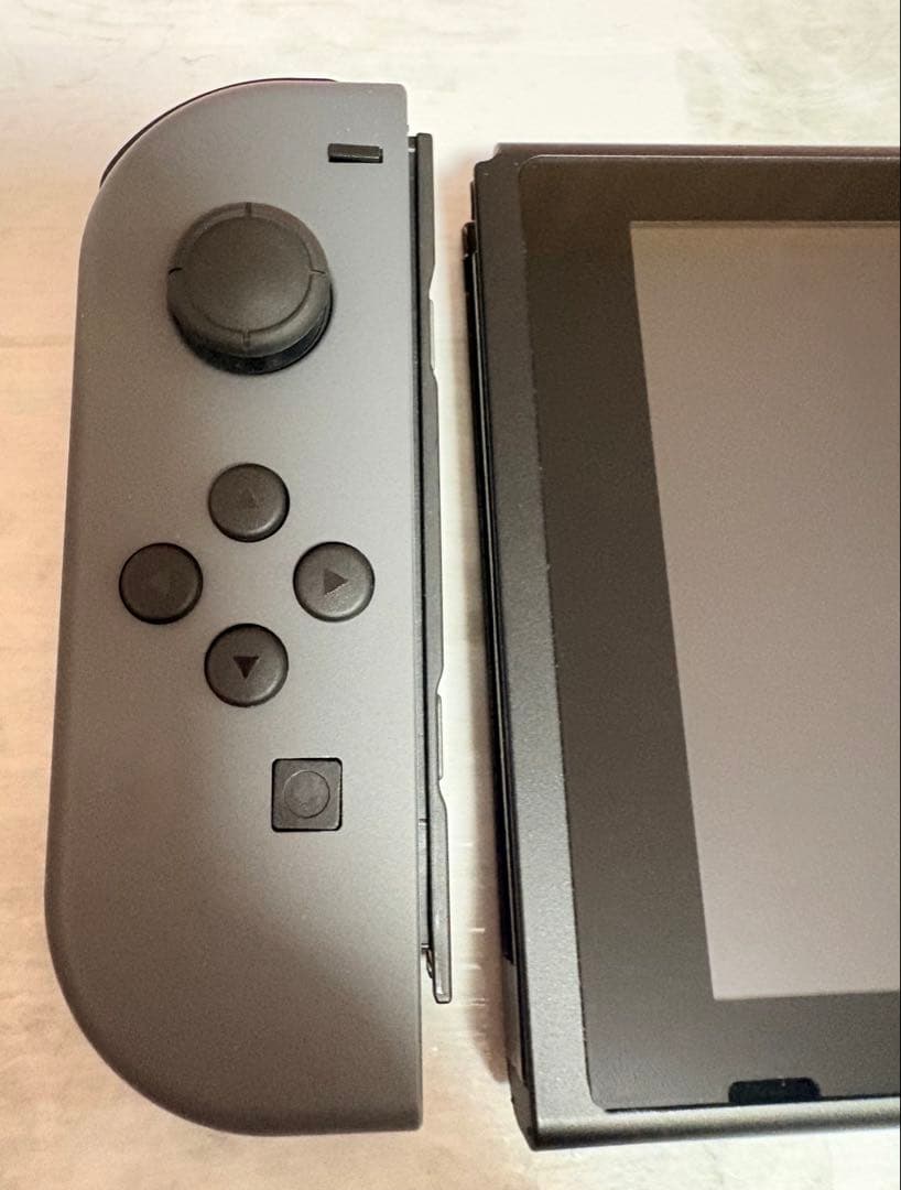 Nintendo Switch【Joy-Con (L) / (R)グレー】 本体