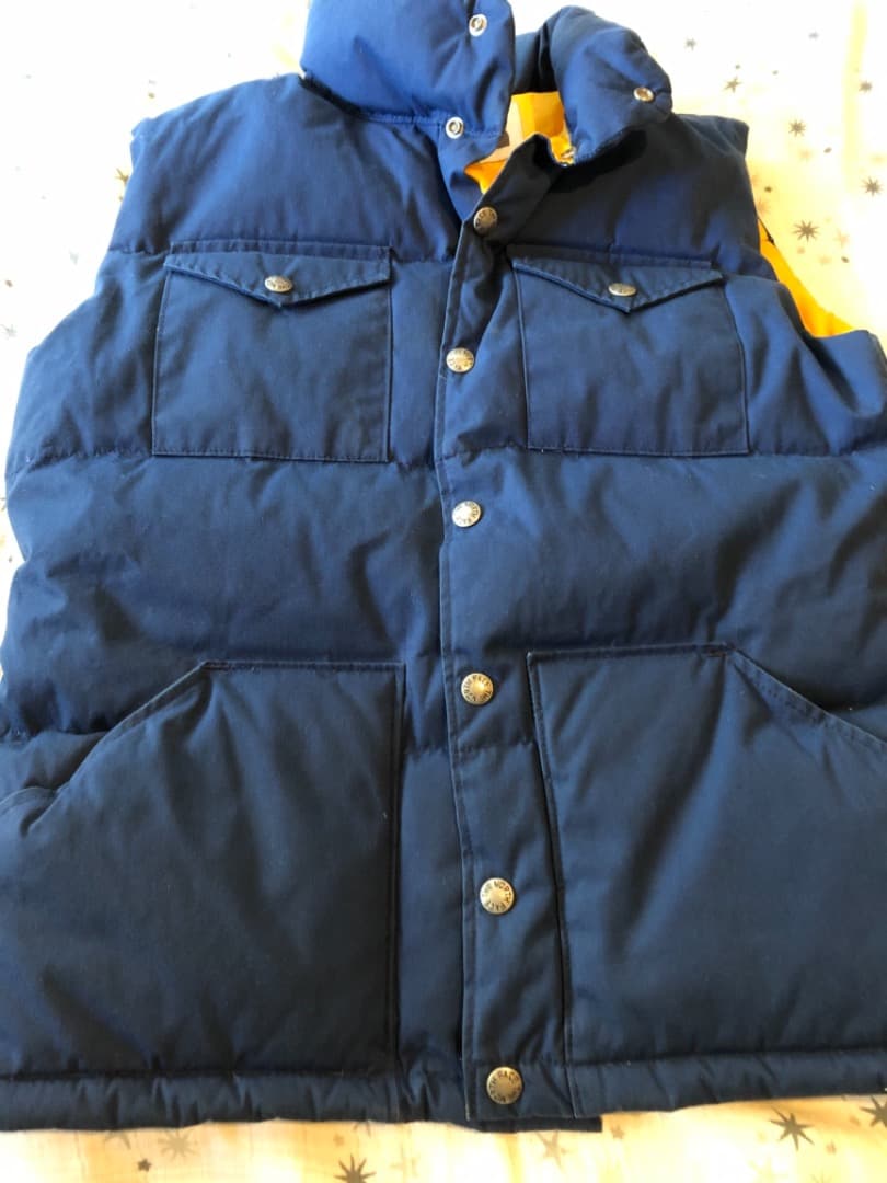 ノースフェイスダウンベストUSA製