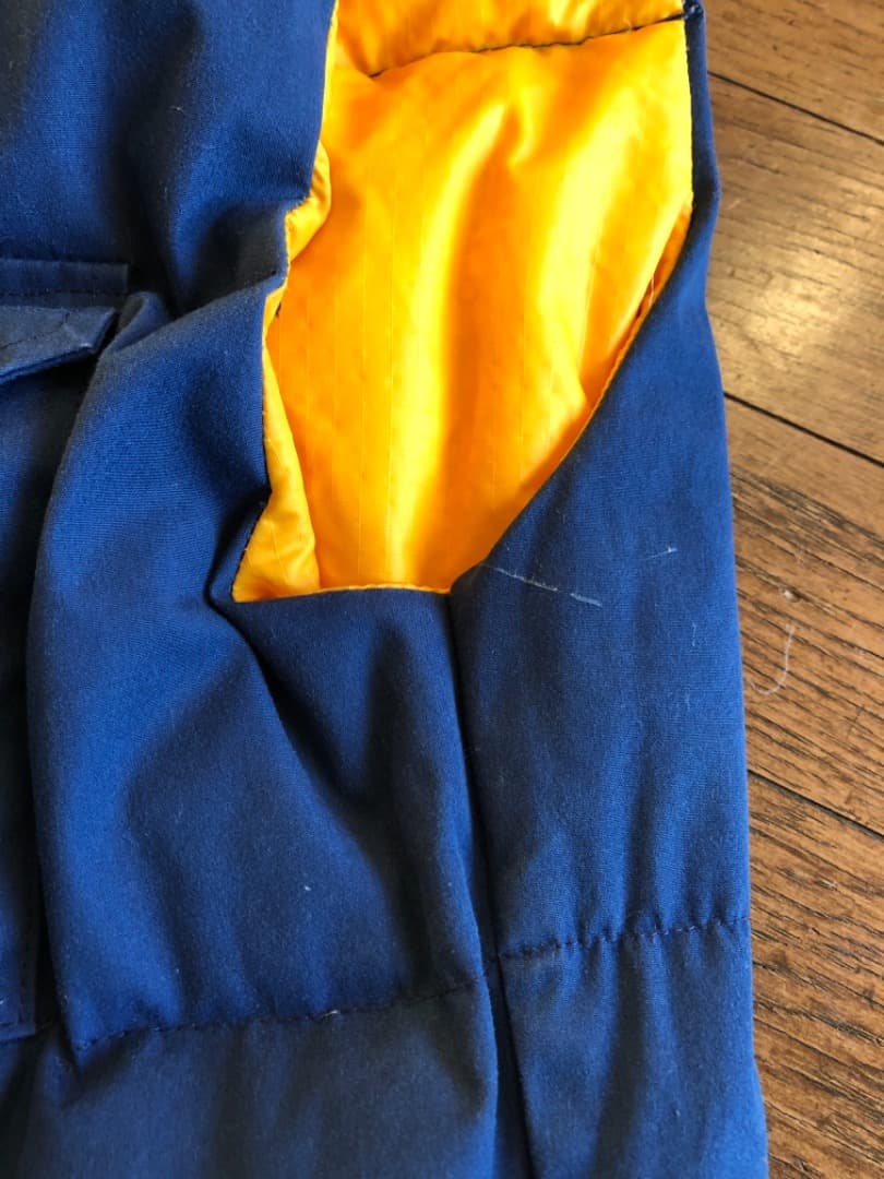 ノースフェイスダウンベストUSA製