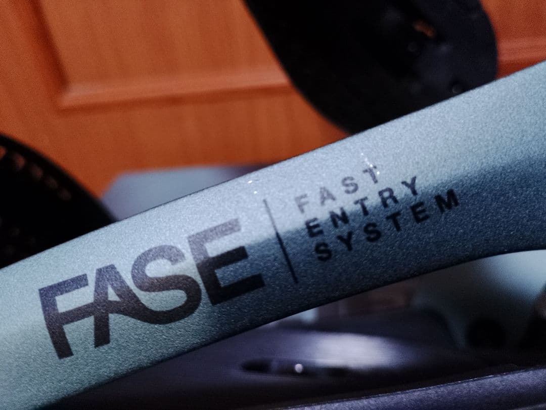 ROME Katana AW FASE (サイズ: M/L)