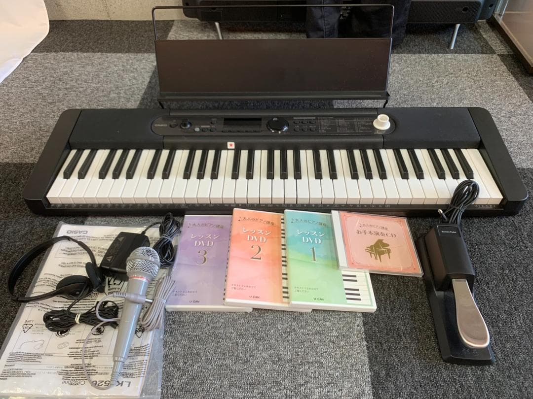 CASIO カシオ 光ナビゲーション 電子キーボード 61鍵盤 LK-526