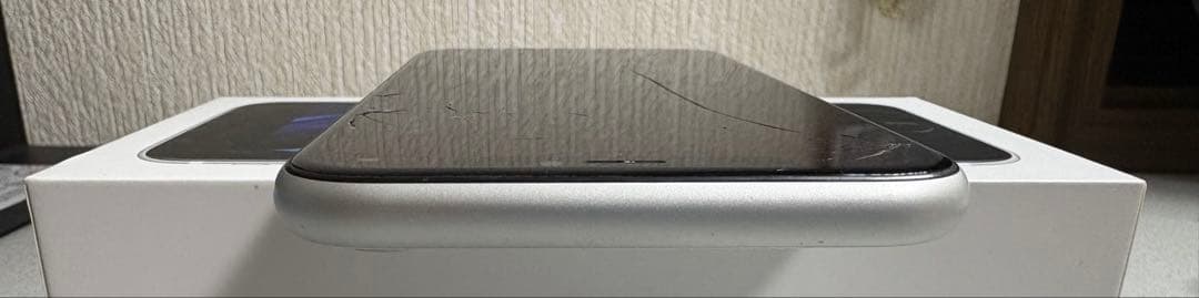 iPhone XR 128G ホワイト SiMロック解除済 ジャンク扱い