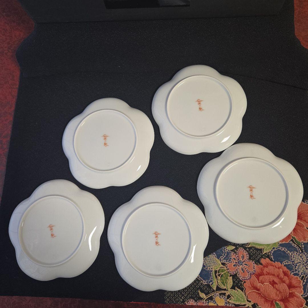 【①希少な極美品】深川製磁　寿赤絵　梅型　銘々皿揃　取皿揃　小皿　　トリプレット