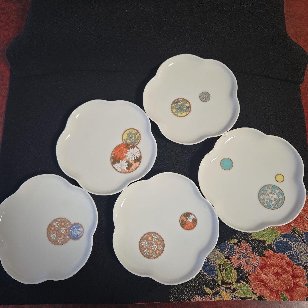 【①希少な極美品】深川製磁　寿赤絵　梅型　銘々皿揃　取皿揃　小皿　　トリプレット