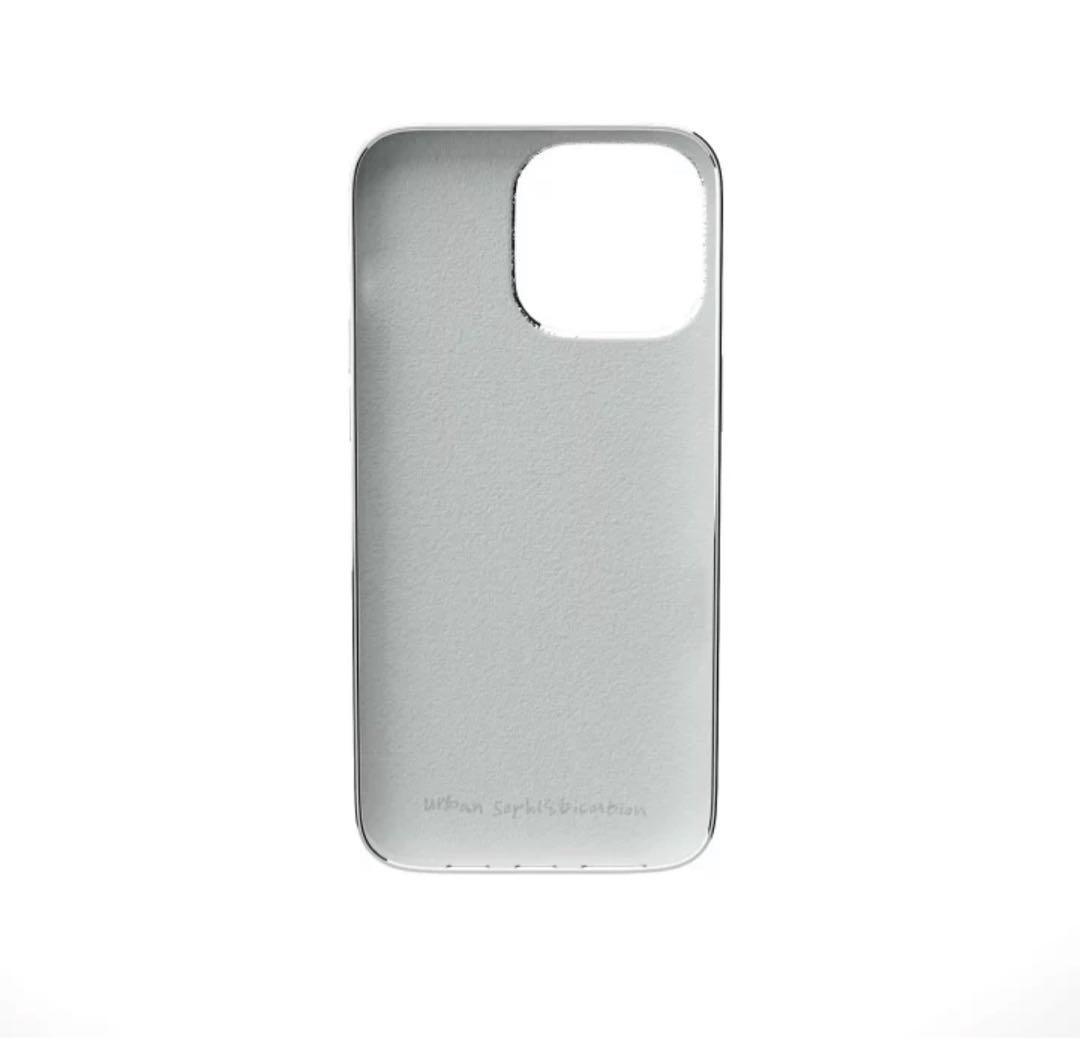 iPhoneアクセサリー Urban The Puffer Case chrome 16Pro