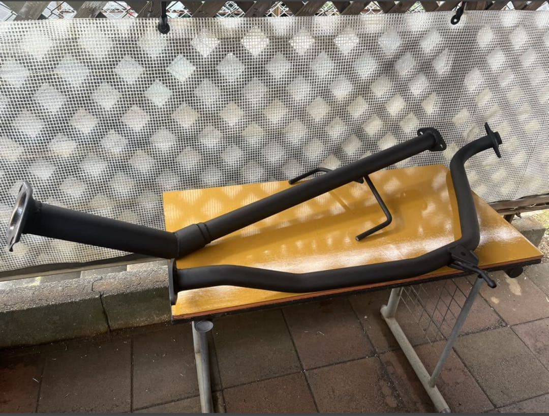 30プリウス中間ストレートマフラー