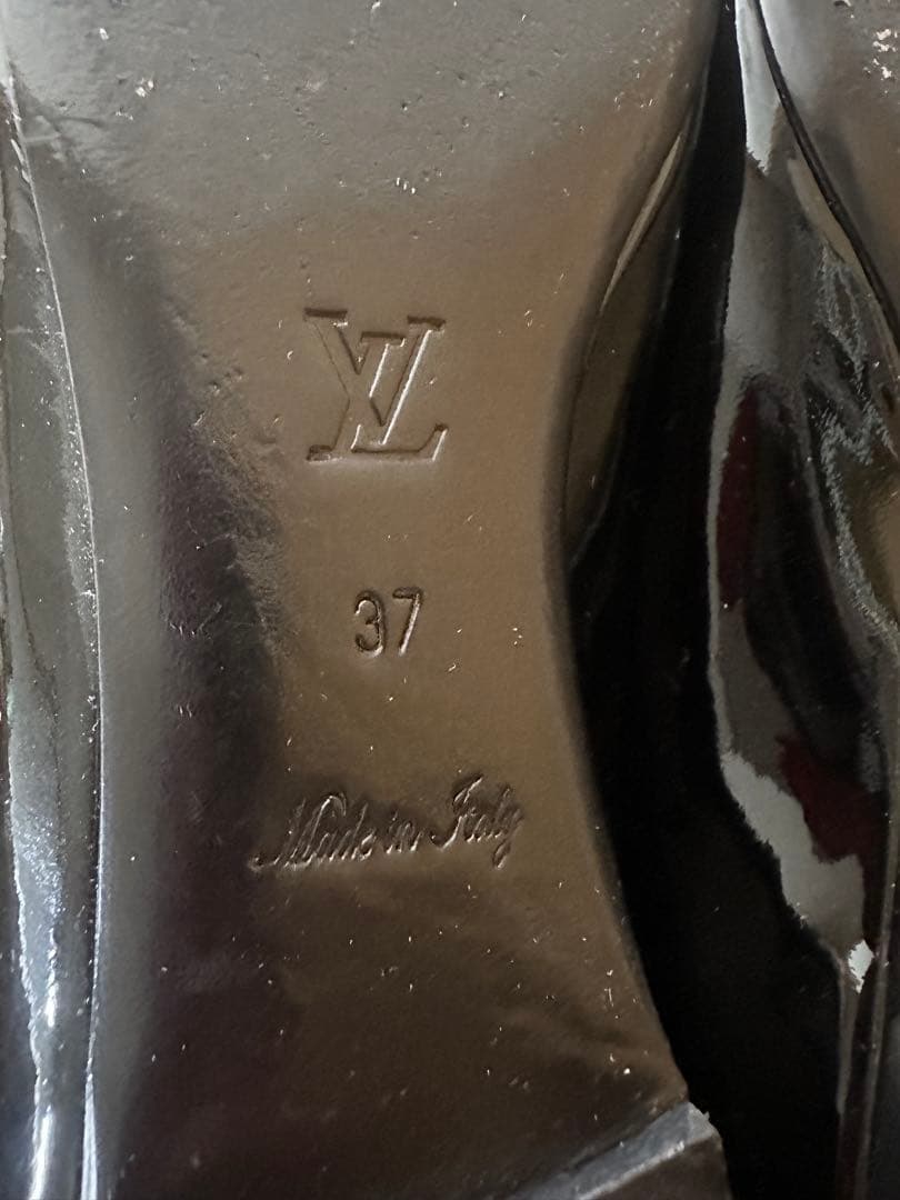 美品　LOUIS VUITTON ブラック フラットシューズ　37