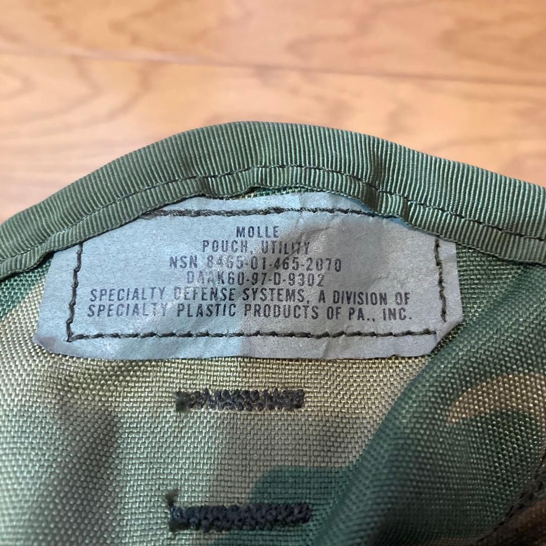 実物 MOLLE ユーティリティ ポーチ