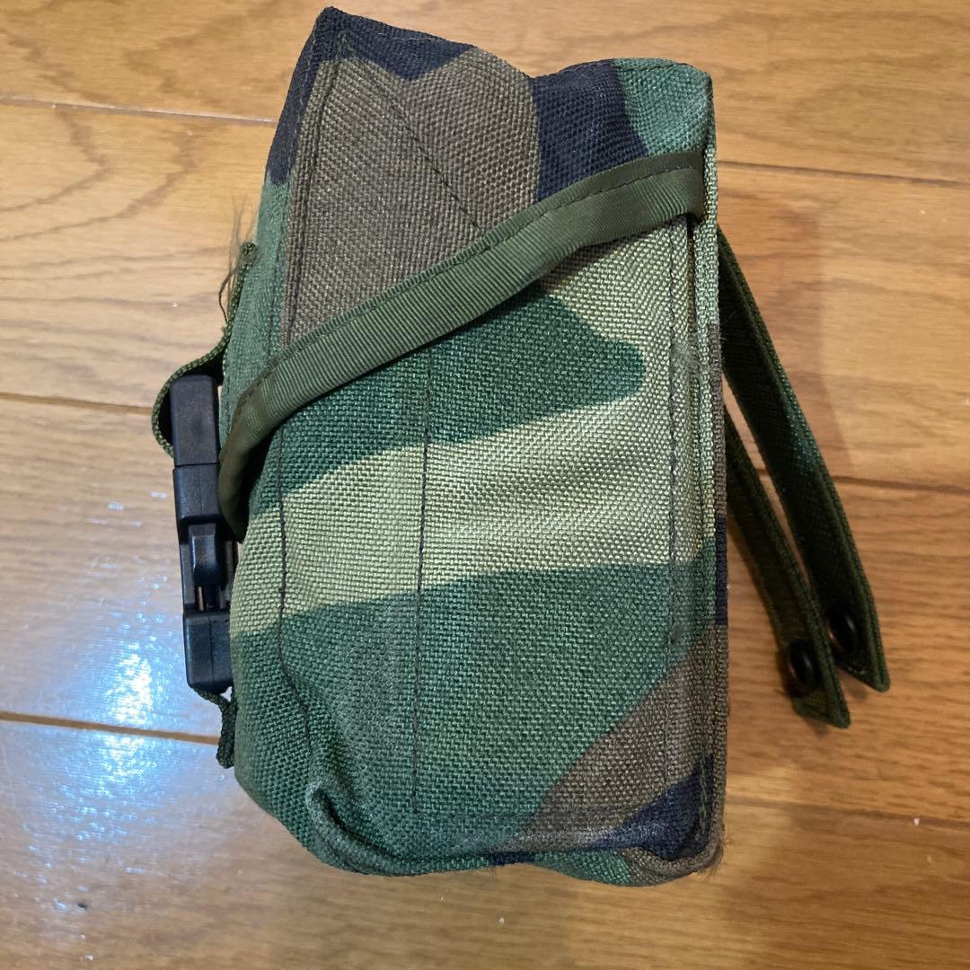 実物 MOLLE ユーティリティ ポーチ