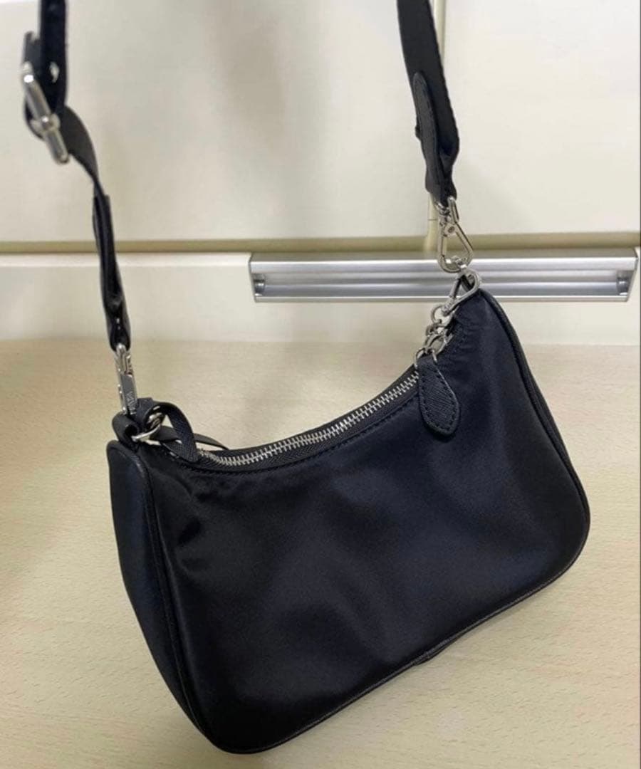 プラダ PRADA⭐︎ショルダーバッグ