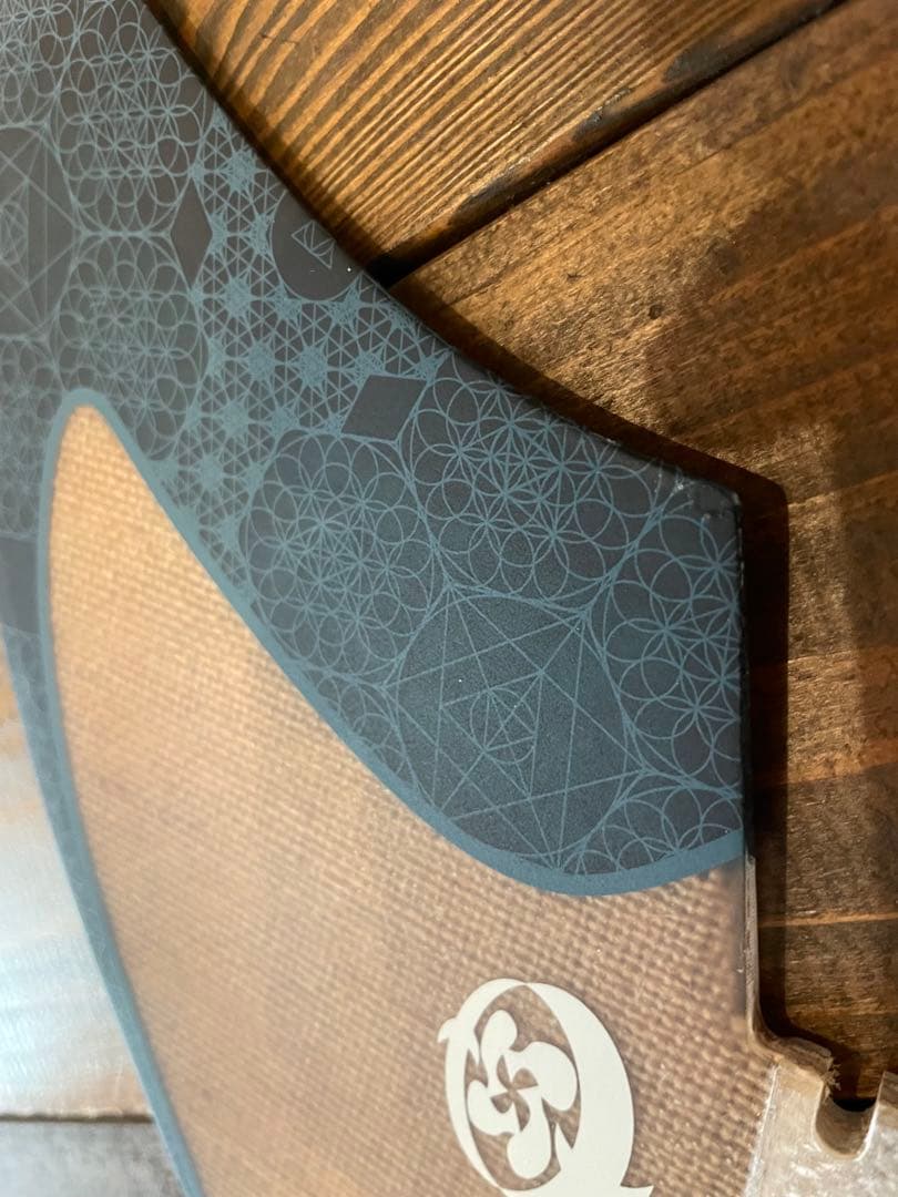 入手困難　レア　新品　RASTA TWIN KEEL ツインフィン