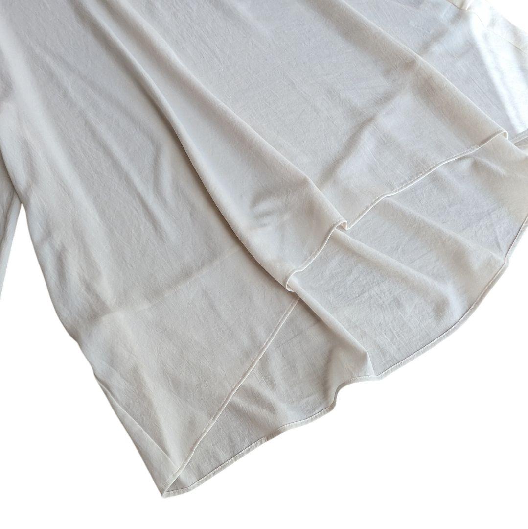 美品✨️BEARDSLEY　 後ろドレープTブラウス　アイボリー