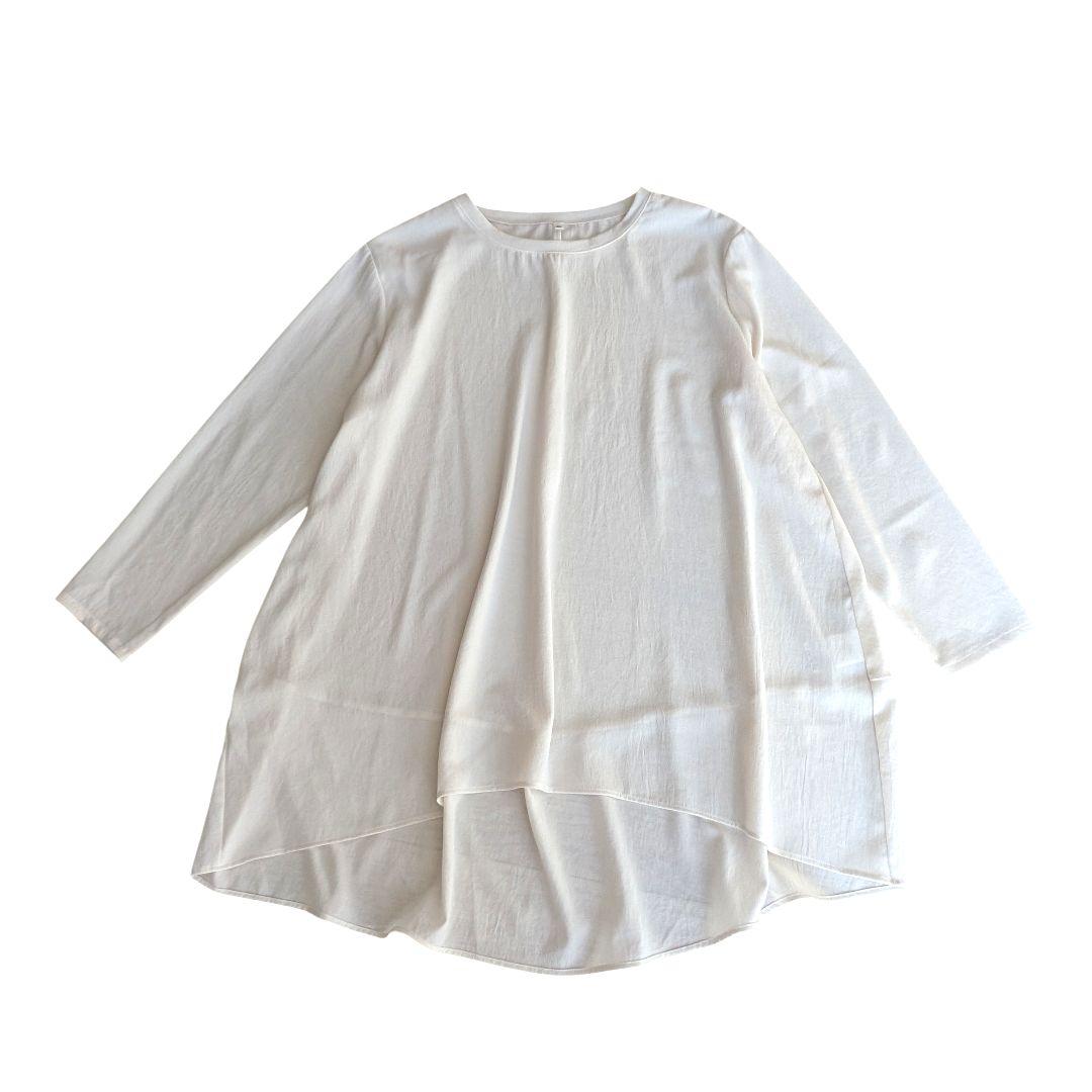 美品✨️BEARDSLEY　 後ろドレープTブラウス　アイボリー