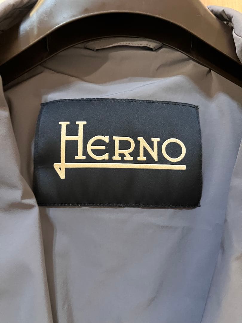 【翌日発送】 ヘルノ ストレッチ ナイロン テーラード ジャケット 46