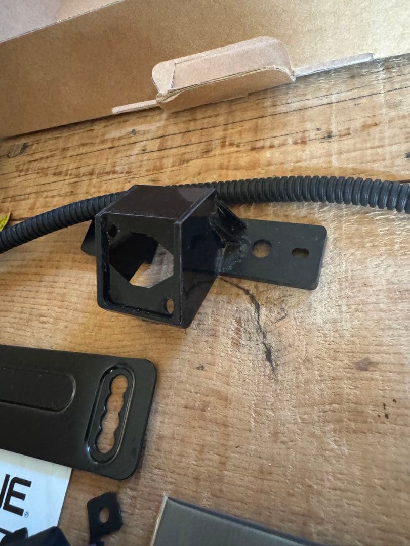 ALPINE バックカメラ＋延長配線付き＋ジムニー専用ブラケット