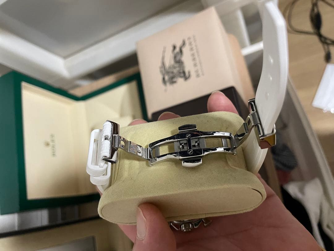 HUNTING WORLD クロノグラフ 時計 ホワイト