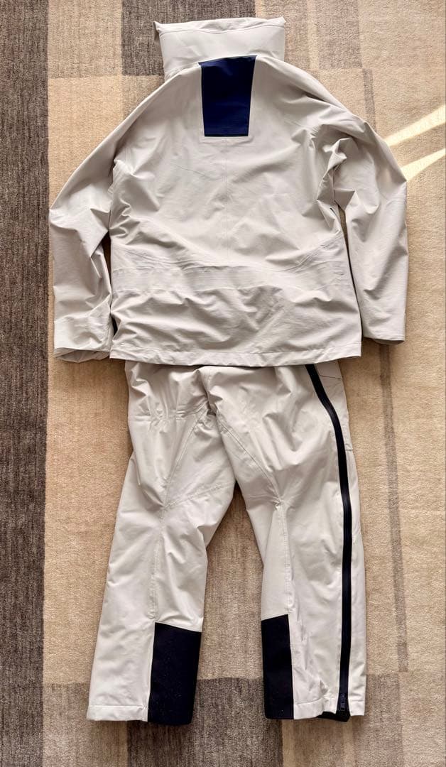 DESCENTE デサントメイト　スキーウェア上下　Oサイズ　2024/25