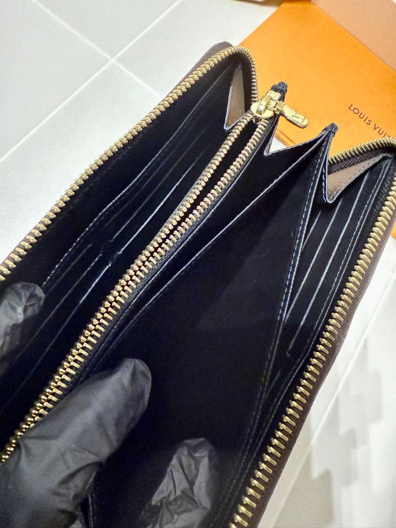 正規品 ルイヴィトン ジッピーウォレット モノグラムジャイアントリバース