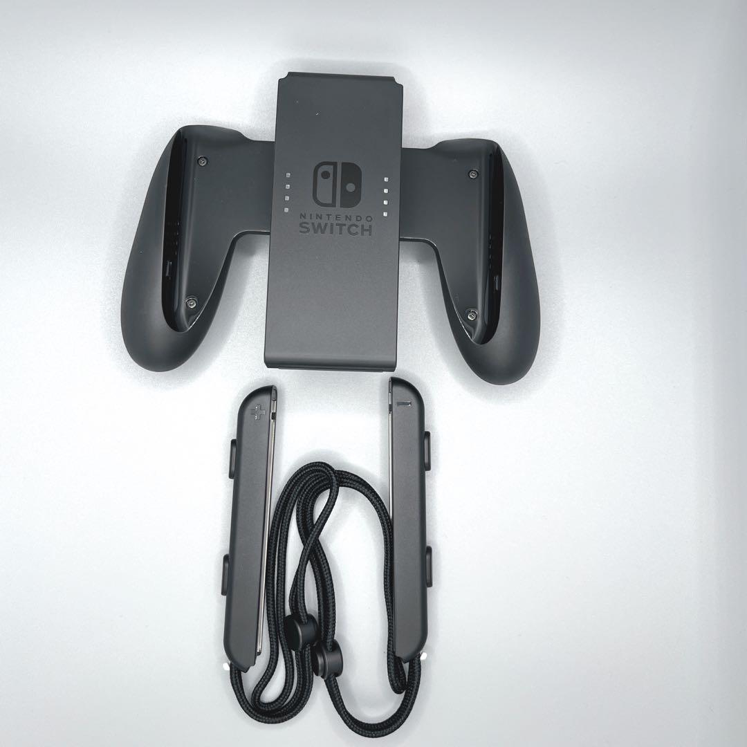 【バーボンさん専用】任天堂スイッチ モンスターハンターライズ 本体 switch