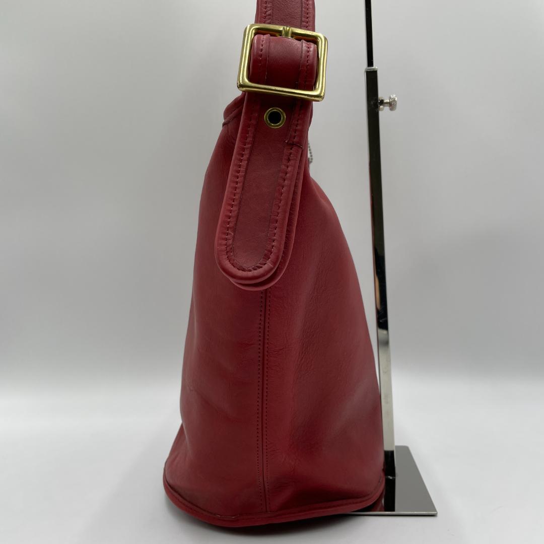 良品 COACH ショルダーバッグ レザー レッド オールドコーチ 斜め掛け