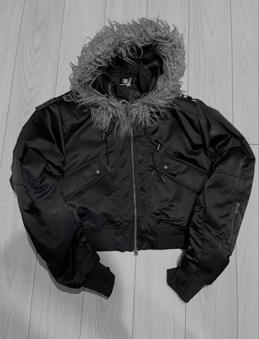 【入荷不可＆即完売】ローゼンクロイツ　ファーブルゾン