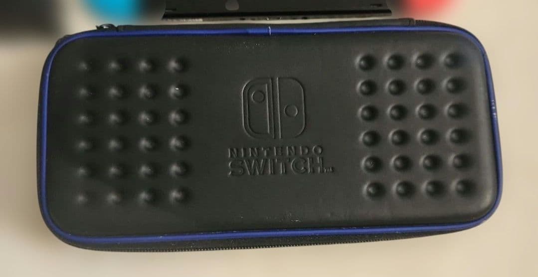 Nintendo Switch 青/赤 本体 収納ケース付き