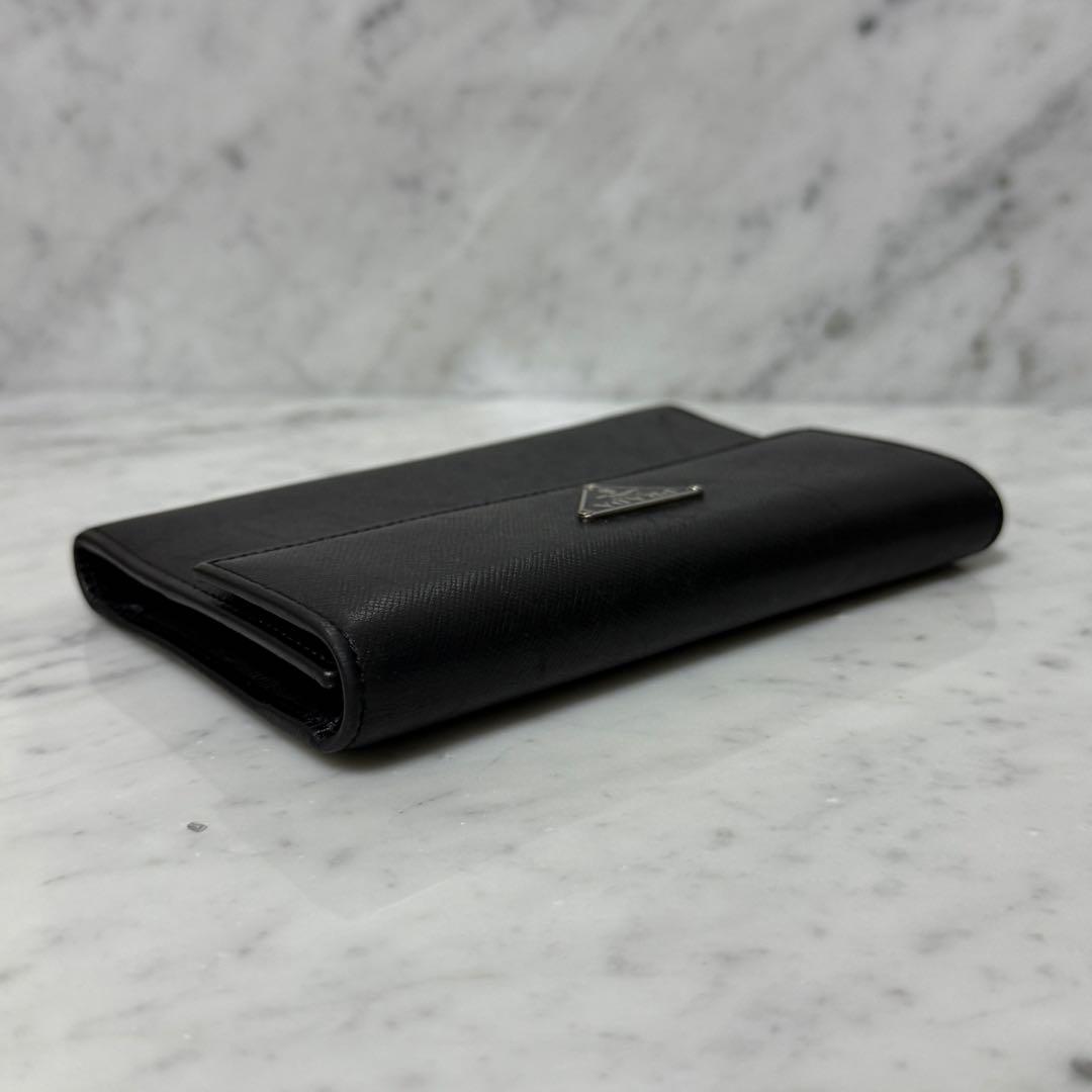 美品 PRADA プラダ 三つ折財布 ブラック 黒 サフィアーノ トライアングル