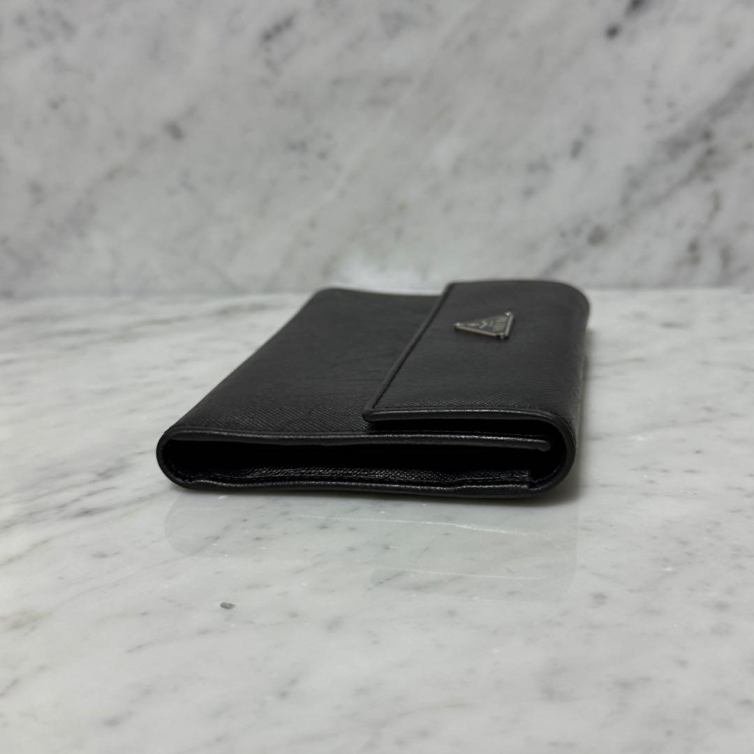 美品 PRADA プラダ 三つ折財布 ブラック 黒 サフィアーノ トライアングル