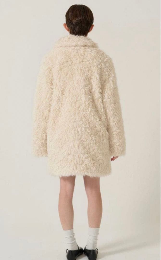 フェイクファー ダッフルコート TINA：JOJUN アイボリー　新品未使用