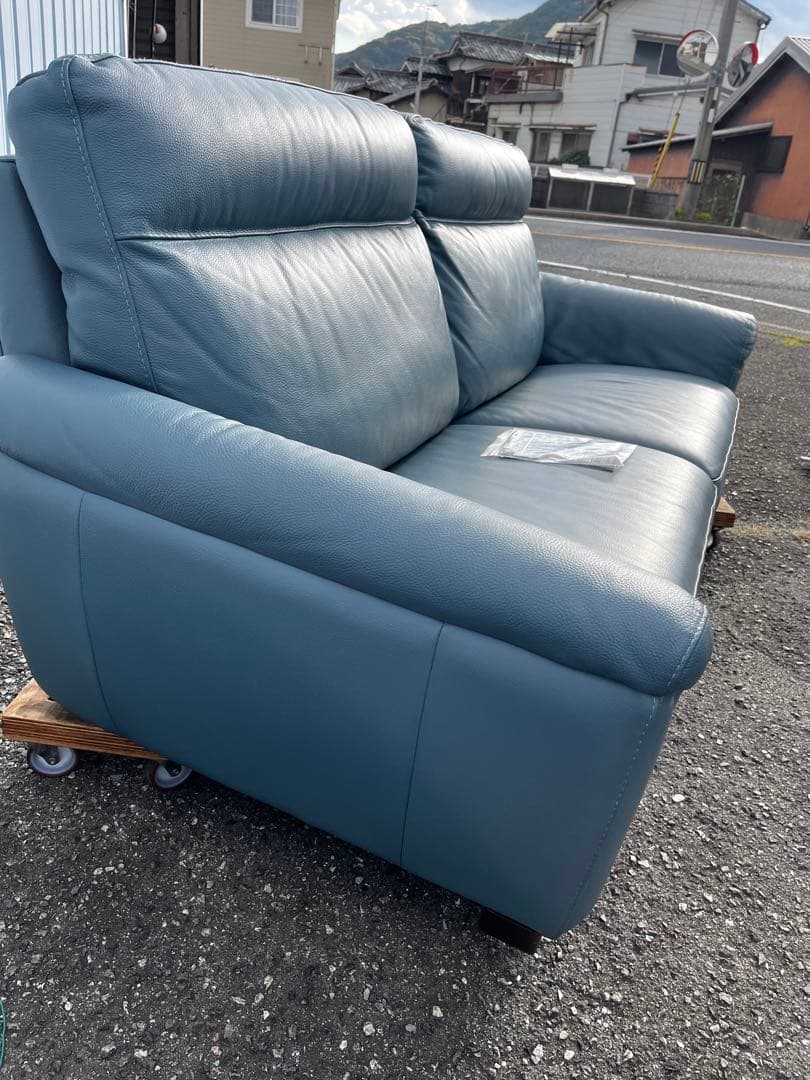 美品！サコモディSACCOMODIブルー 本革ソファ 2.5P イタリア製中古品