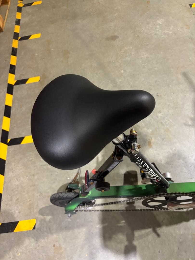 ブリヂストン　ハンディバイク8 折りたたみ自転車 ノーパンクタイヤ