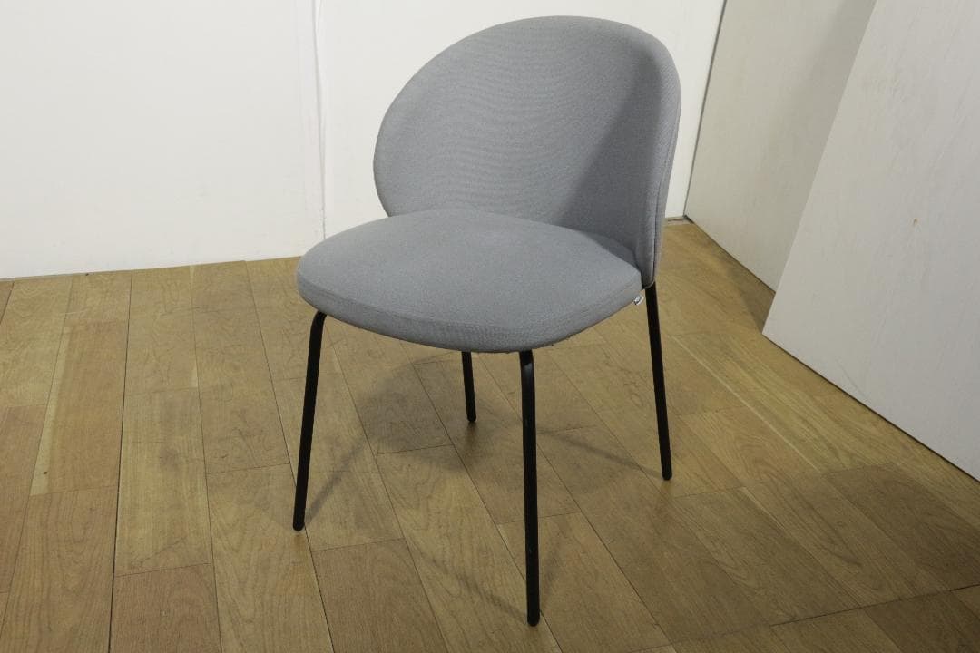 BoConcept★ダイニングチェア★スチール脚★ファブリック★