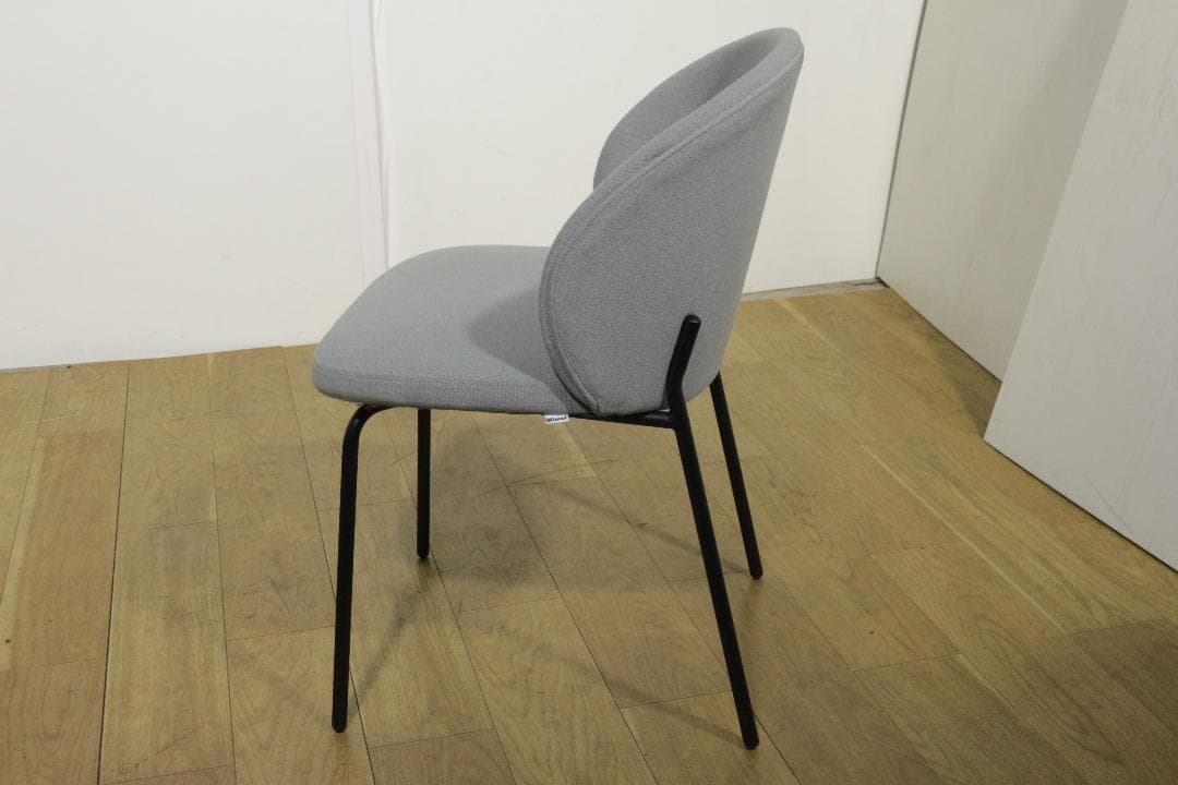 BoConcept★ダイニングチェア★スチール脚★ファブリック★