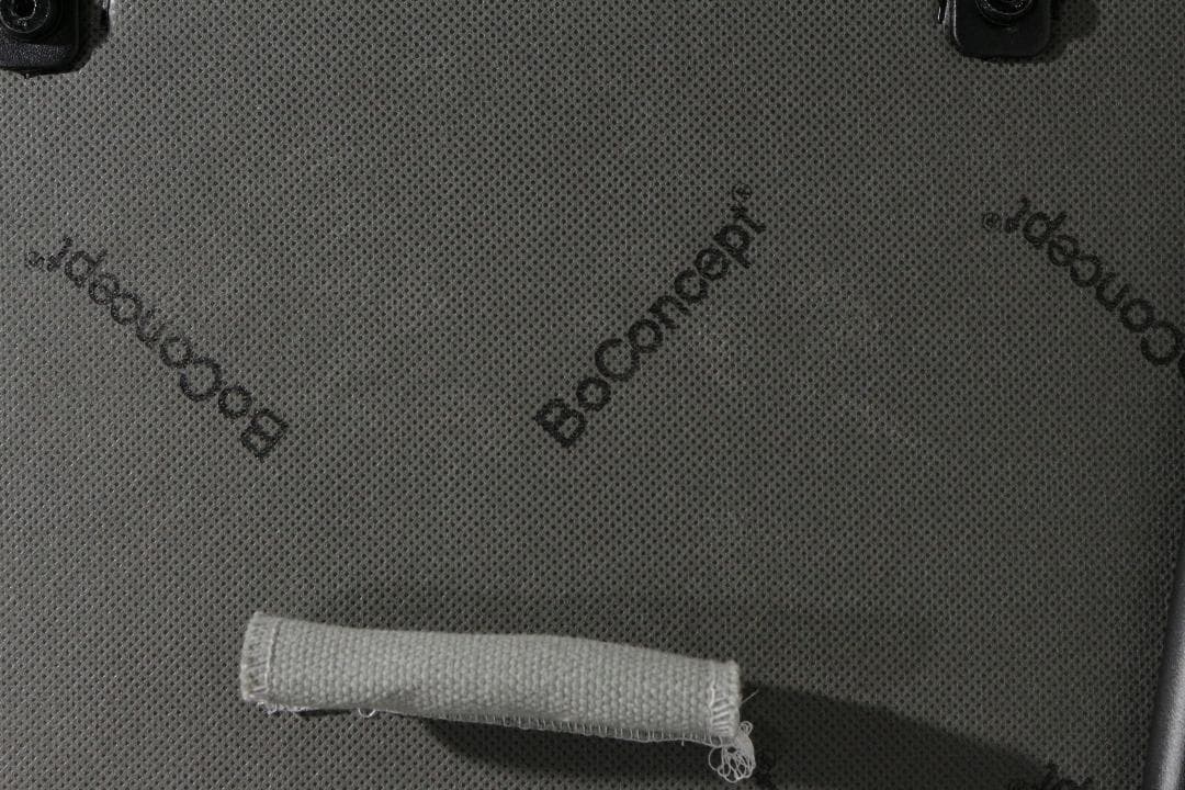 BoConcept★ダイニングチェア★スチール脚★ファブリック★