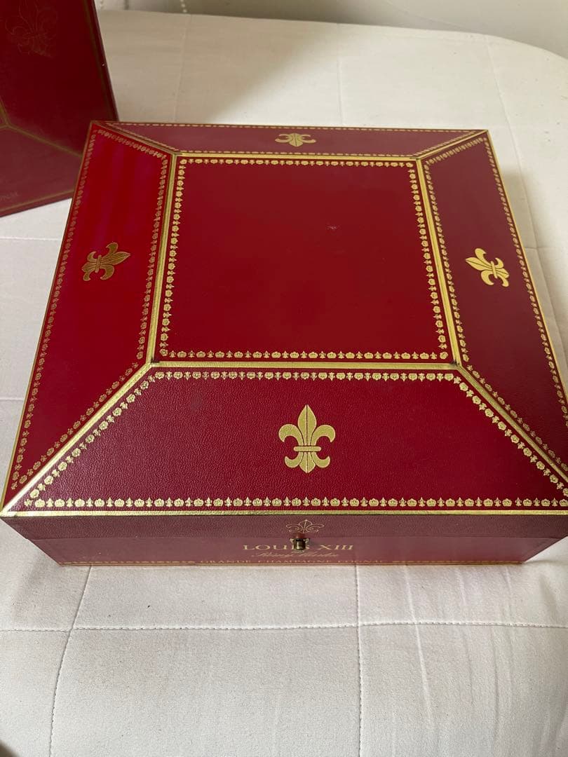 ルイ13世　Louis XIII ブランデー 700ml クリスタルボトル未開栓