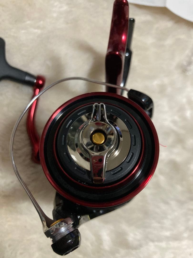 スピニングリール C3000 シマノ　ラリッサ　レバーブレーキ付き