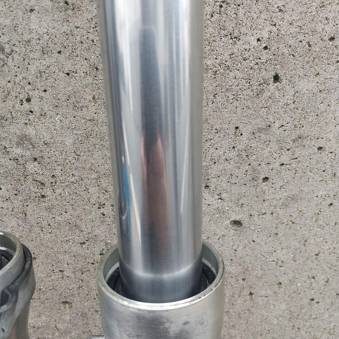 CRM80 フロントフォーク