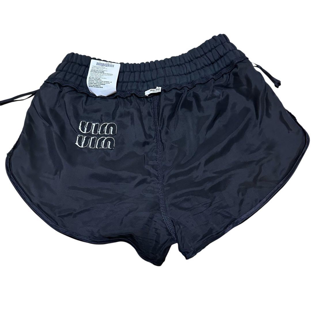 【希少】ミュウミュウ　ベロアショーツ レディース スポーティー ✨高級感あり✨