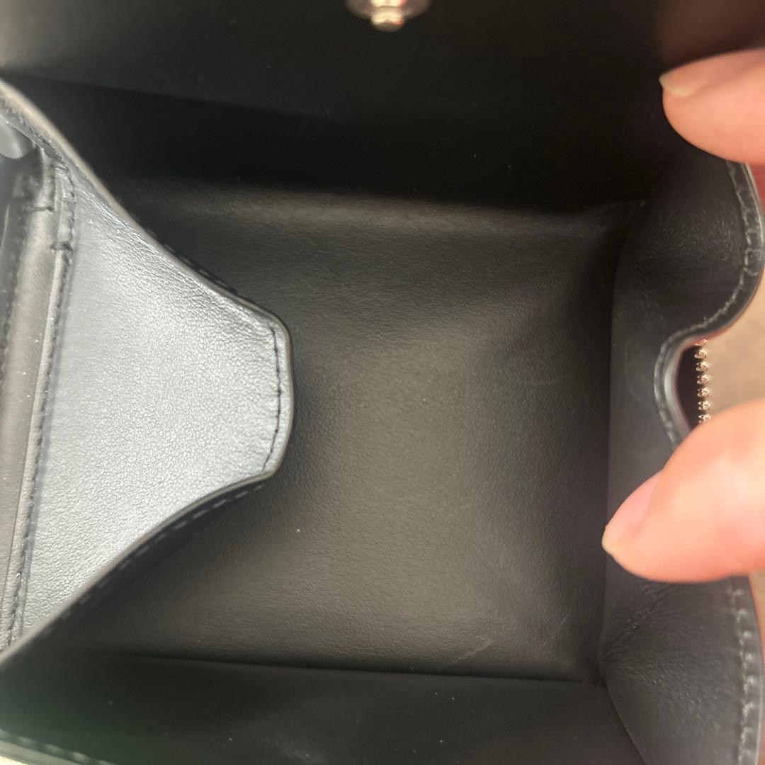 Bottega Veneta ブラック 二つ折りラウンドジップ財布