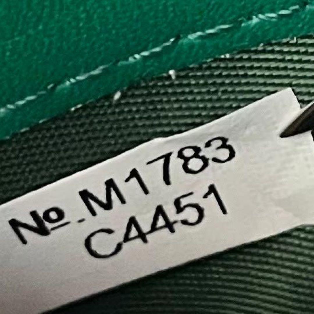 COACH コーチ レザー ラウンド 長財布 ストラップつき グリーン